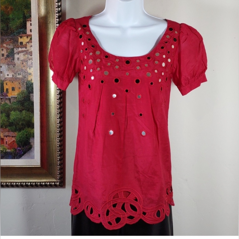 🚩 Hippy Indy Embellished Cutwork Top
     Size: S